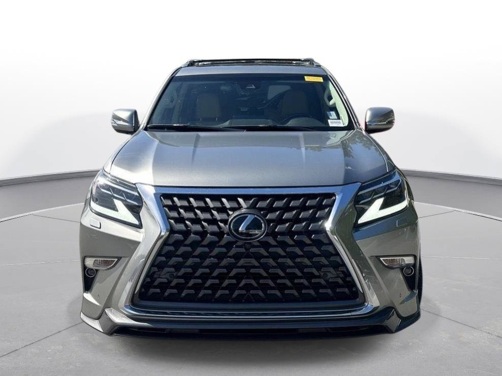 Used 2022 Lexus GX 460 Luxury w/ Sport Design Package AWD/4WD image 15