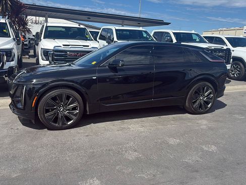 Used 2024 Cadillac Lyriq Sport w/ Nappa Leather Package AWD/4WD image 2