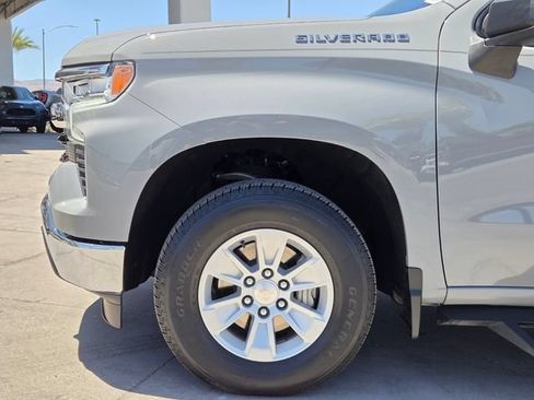 Certified 2024 Chevrolet Silverado 1500 LT w/ Convenience Package II AWD/4WD image 9