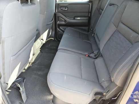 Used 2022 Nissan Frontier SV w/ Technology Package image 27