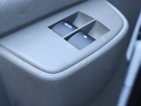 Used 2017 GMC Savana 2500 image 10