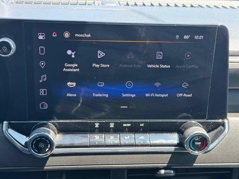 Used 2024 Chevrolet Colorado Trail Boss AWD/4WD image 21