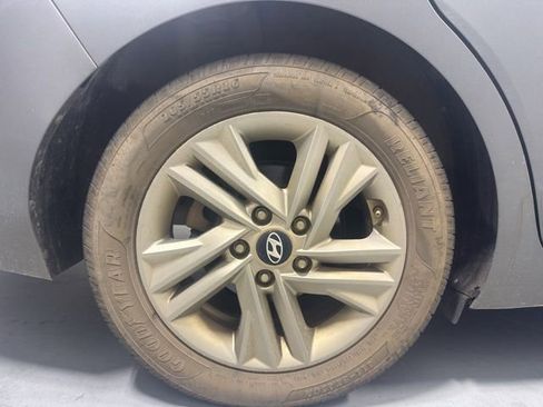 Used 2019 Hyundai Elantra Value Edition w/ Cargo Package image 6