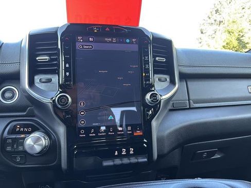Used 2025 RAM 1500 Laramie image 22