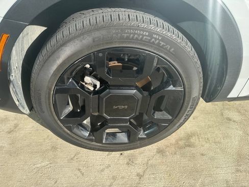 Used 2025 Kia Sorento SX Prestige AWD/4WD image 2
