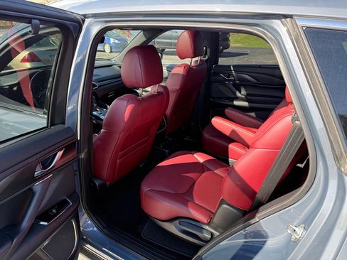 Used 2023 MAZDA CX-9 Carbon Edition image 6