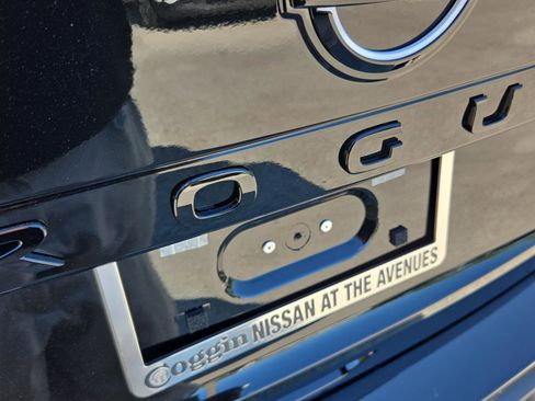 New 2026 Nissan Rogue SV FWD image 30