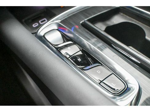 Used 2024 Buick Enclave Essence w/ Experience Buick Package image 43