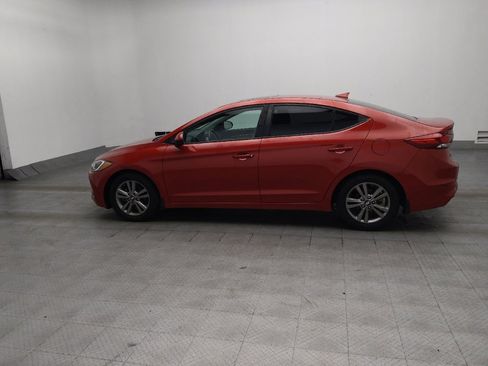 Used 2018 Hyundai Elantra Value Edition FWD image 3