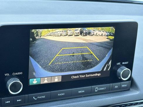 Used 2023 Honda Civic LX image 9