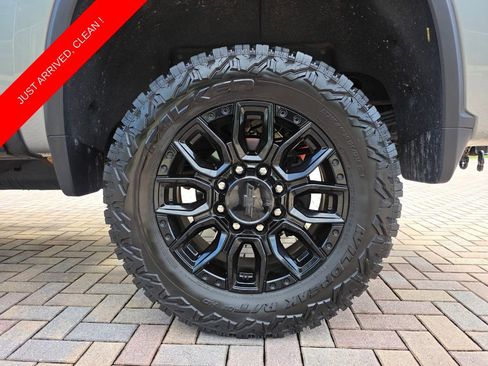 Used 2024 Chevrolet Silverado 2500 LT w/ All Star Edition AWD/4WD image 19