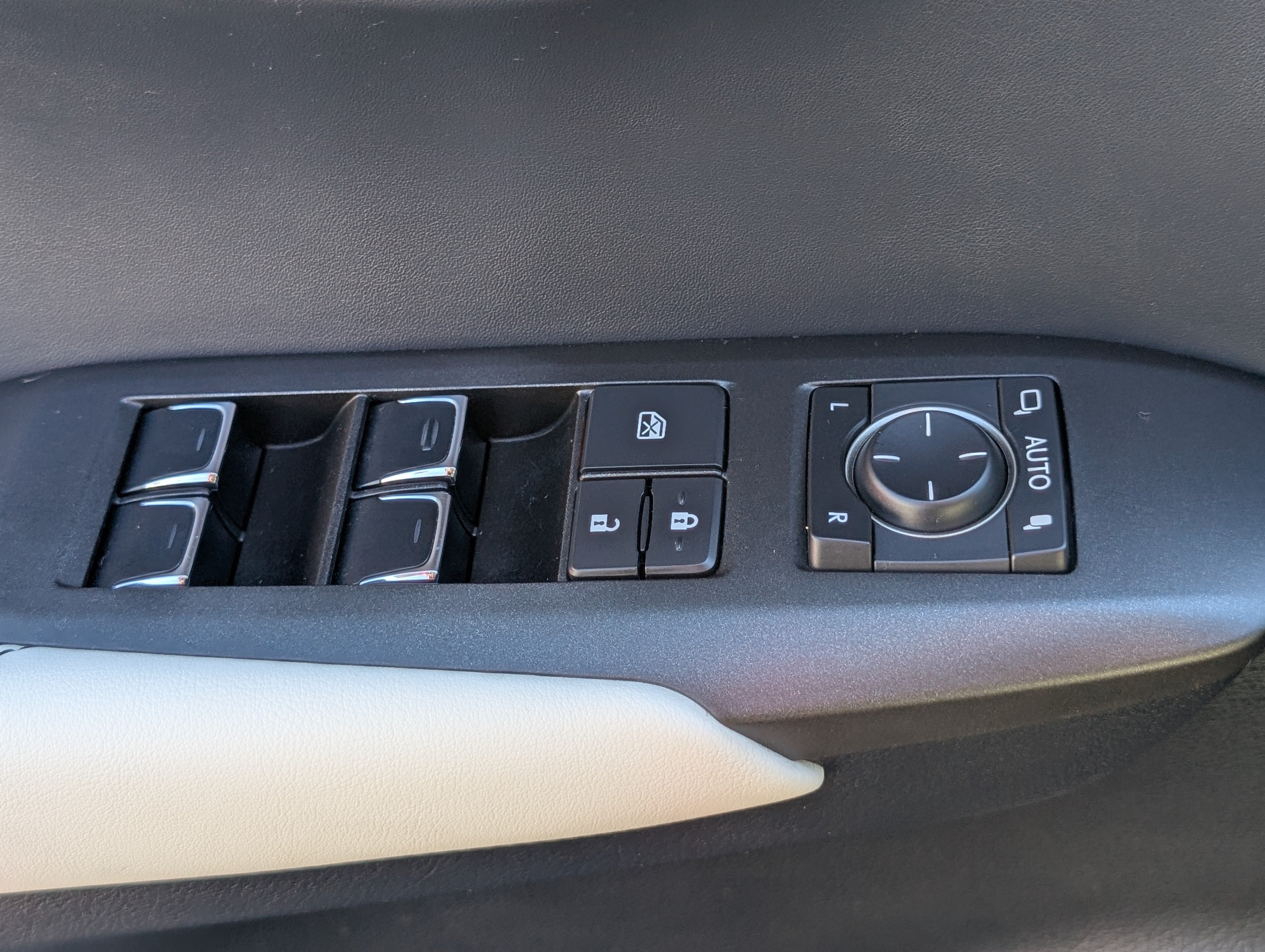 Used 2021 Lexus NX 300 F Sport w/ Accessory Package AWD/4WD image 20