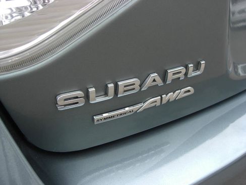 Used 2011 Subaru Impreza Outback Sport AWD/4WD image 5