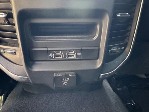 Used 2020 RAM 3500 Laramie w/ Night Edition image 23