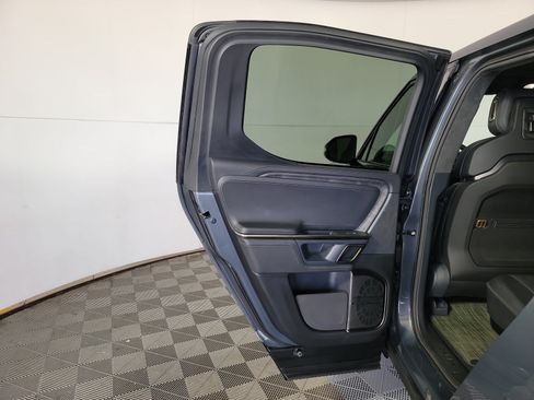 Used 2022 Rivian R1T Adventure AWD/4WD image 17