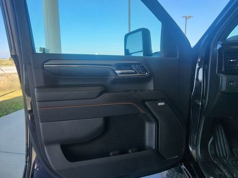 Used 2024 GMC Sierra 3500 AT4 w/ AT4 Premium Plus Package image 12