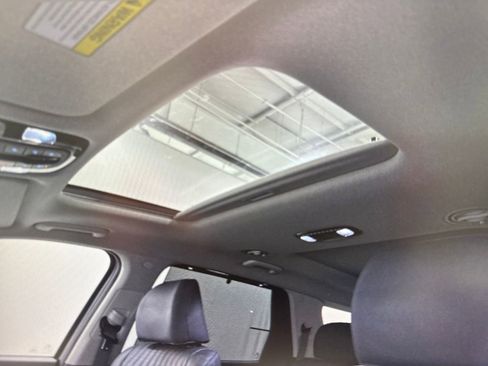 Used 2025 Hyundai Palisade Limited image 6