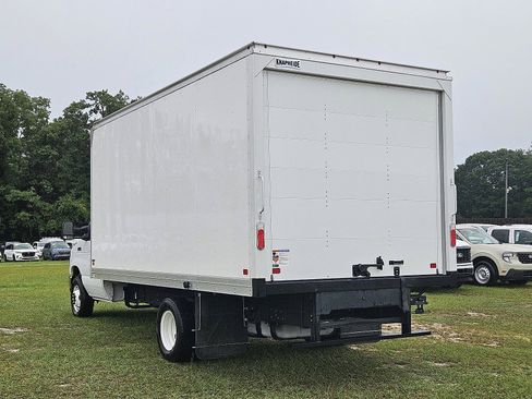 New 2025 Ford E-450 and Econoline 450 Super Duty w/ Power Equipment Group image 5