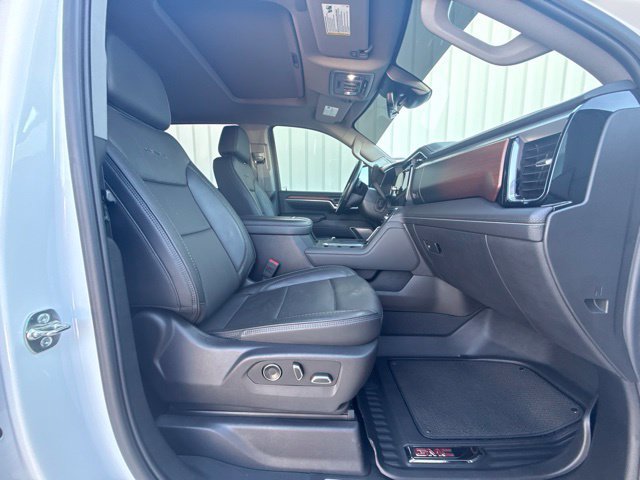 Used 2025 GMC Sierra 2500 Denali w/ Technology Package AWD/4WD image 21