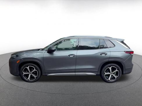 Used 2026 Volkswagen Tiguan SE FWD image 10