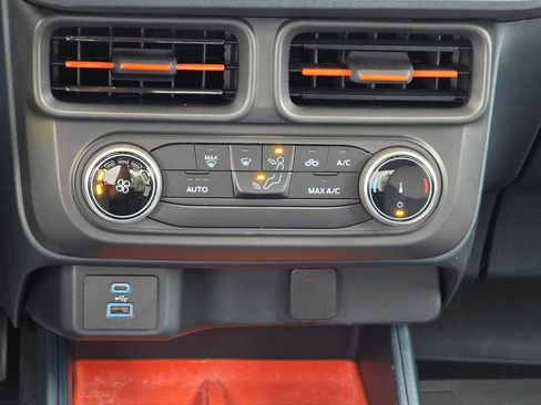 Used 2022 Ford Maverick XLT image 33