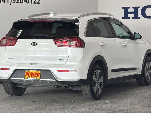 Used 2019 Kia Niro LX FWD image 3