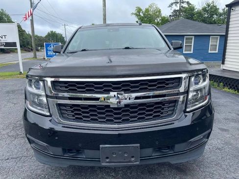 Used 2016 Chevrolet Tahoe LT w/ Luxury Package AWD/4WD image 2