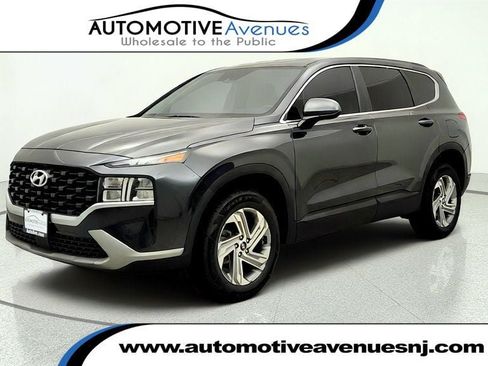 Used 2022 Hyundai Santa Fe SE w/ Cargo Package AWD/4WD image 1