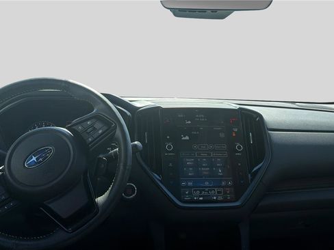 Used 2023 Subaru Ascent Onyx Edition AWD/4WD image 9