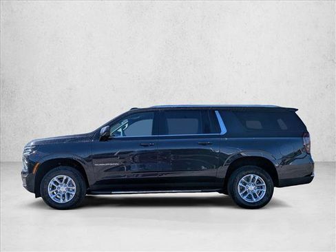 New 2026 Chevrolet Suburban LS image 8