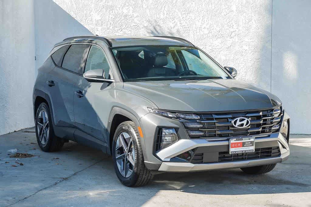 Used 2026 Hyundai Tucson SEL FWD image 3