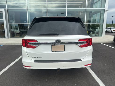 Used 2019 Honda Odyssey EX image 7