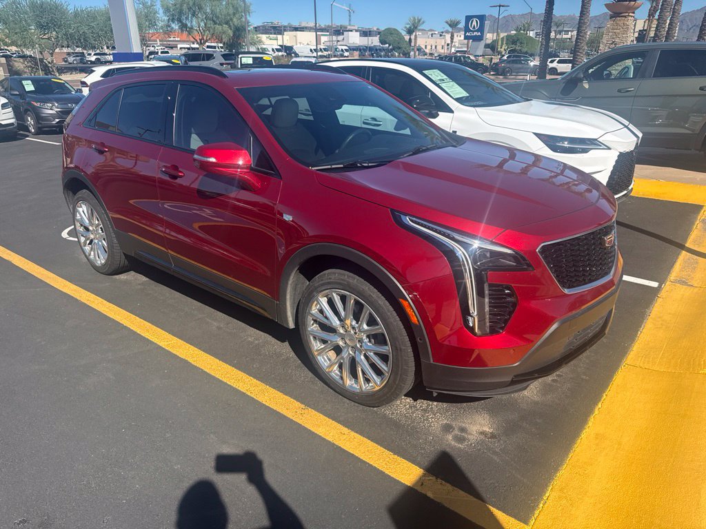 Used 2019 Cadillac XT4 Sport FWD image 3