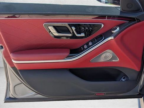 Used 2022 Mercedes-Benz S 580 4MATIC Sedan image 11