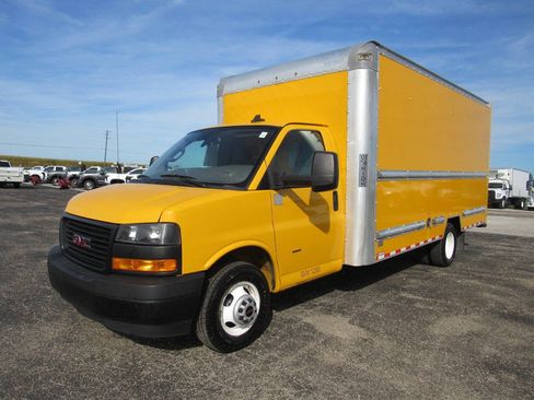 Used 2021 GMC Savana 3500 Extended w/ Power Convenience Package RWD image 7