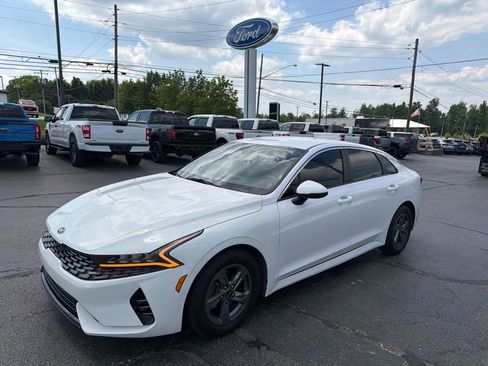 Used 2021 Kia K5 LX FWD image 4