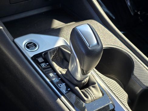 Used 2025 Nissan Altima 2.5 SV FWD image 26