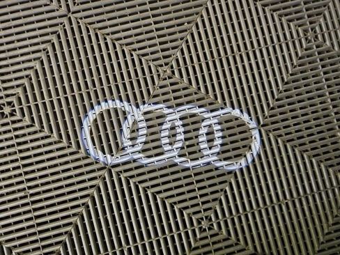 Used 2023 Audi Q4 e-tron Prestige w/ 20" Wheel Package image 11