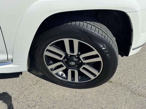 Used 2018 Toyota 4Runner Limited image 38