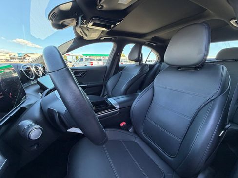 Used 2025 Mercedes-Benz C 300 4MATIC Sedan image 12