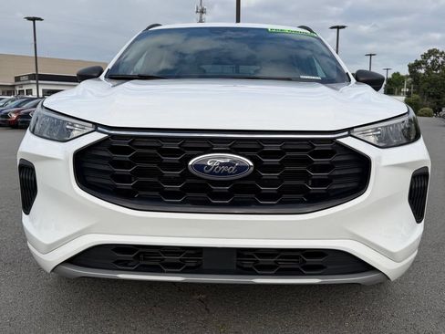 Used 2023 Ford Escape ST-Line w/ Tech Pack #1 FWD image 2