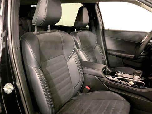Used 2025 Mitsubishi Outlander AWD image 7
