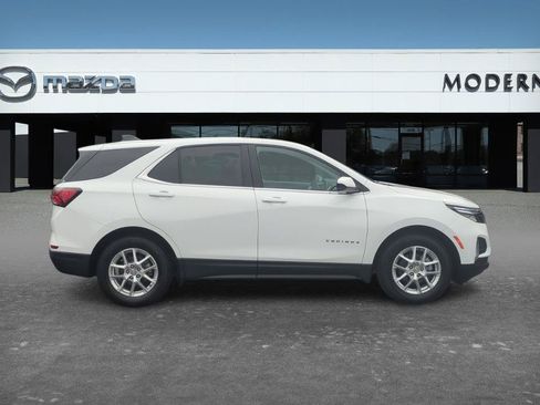 Used 2024 Chevrolet Equinox LT FWD image 6