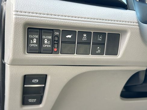 Used 2019 Honda Odyssey EX-L image 14