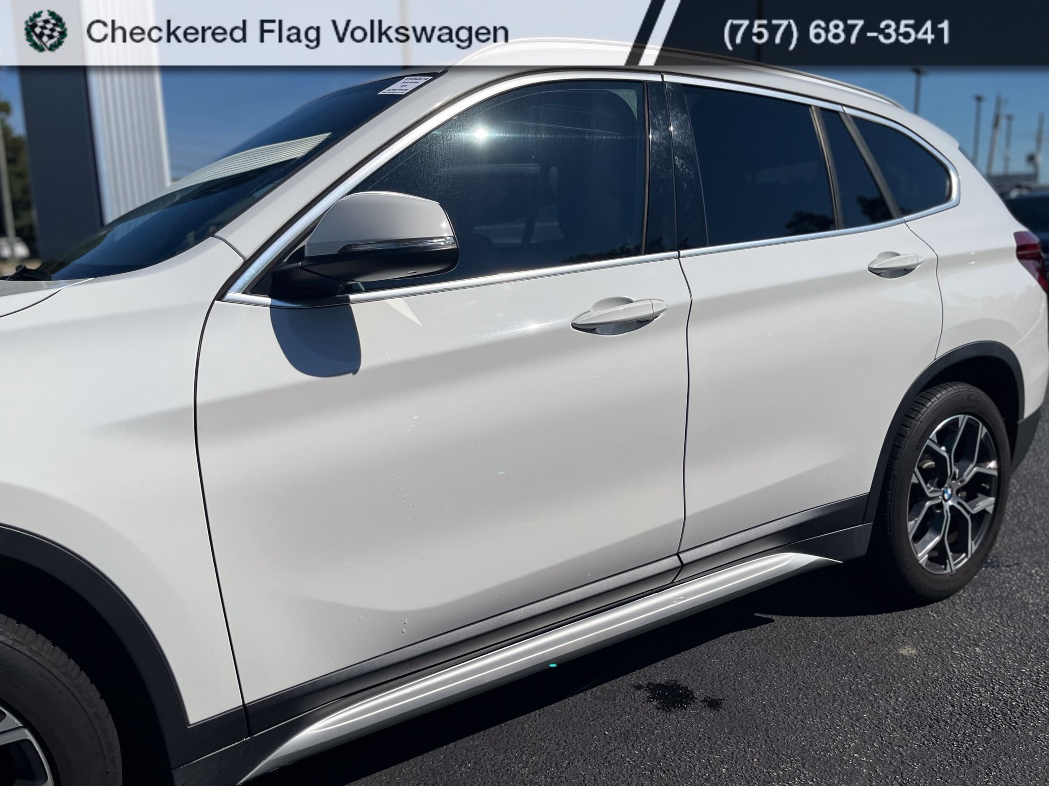 Used 2020 BMW X1 xDrive28i w/ Convenience Package AWD/4WD image 3
