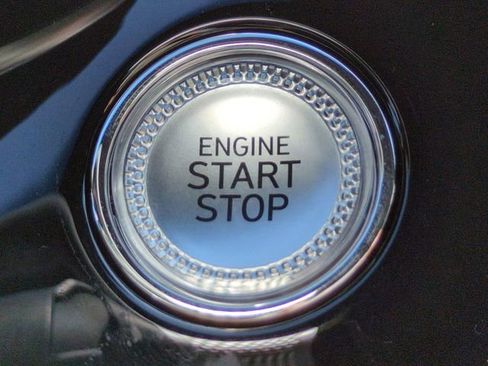 Certified 2025 Genesis G70 2.5T image 11