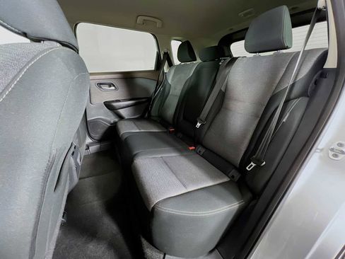 Used 2022 Nissan Rogue SV image 23