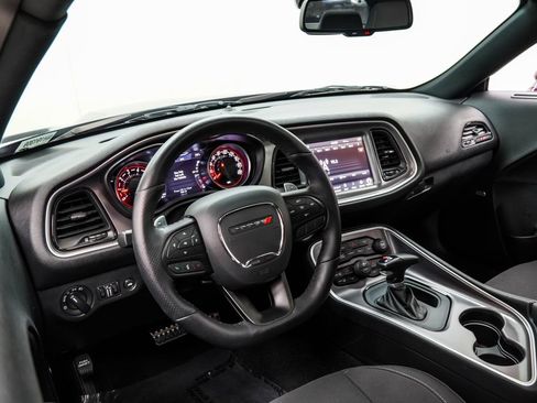 Used 2022 Dodge Challenger R/T Scat Pack RWD image 5