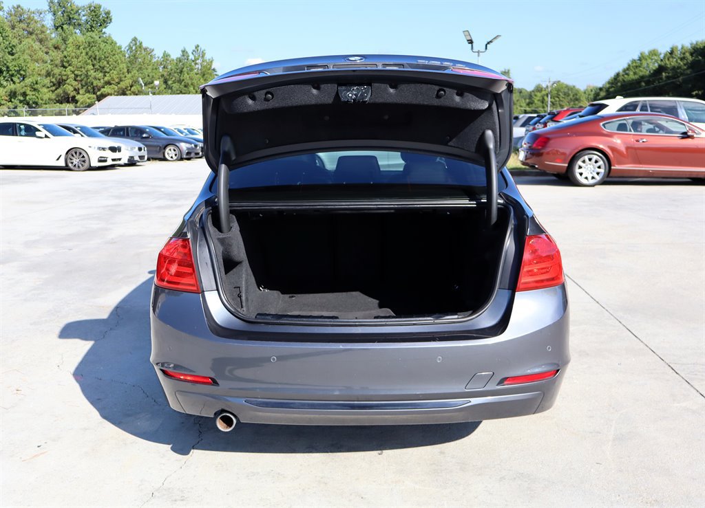 Used 2014 BMW 328d Sedan RWD image 38