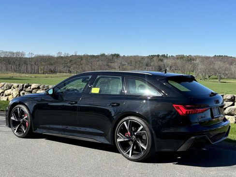 Used 2023 Audi RS 6 AWD/4WD image 12
